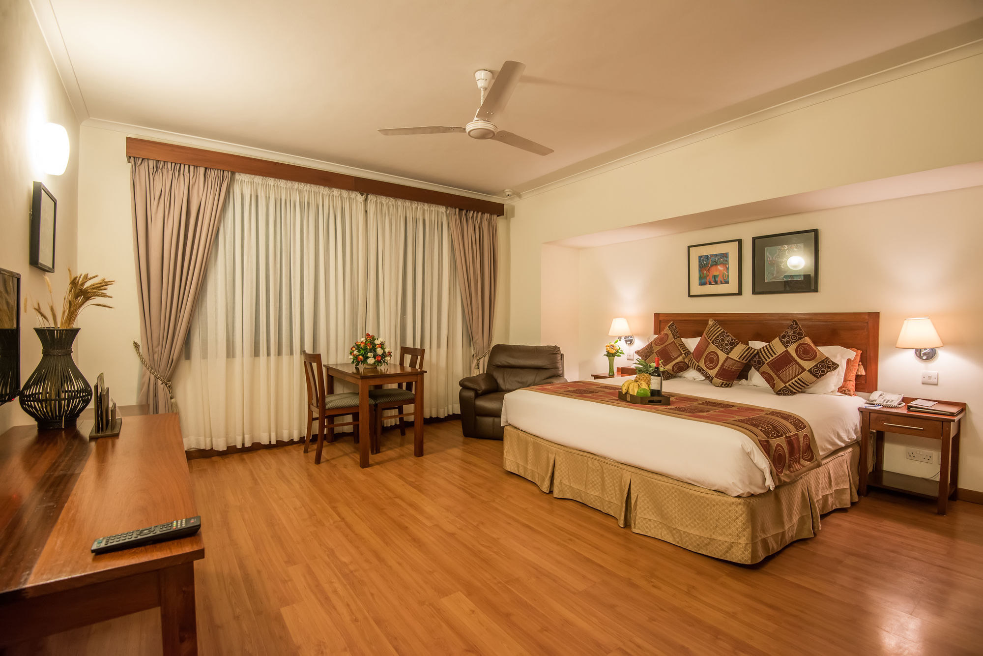 Sea Cliff Court Hotel & Luxury Apartments Daressalam Exterior foto